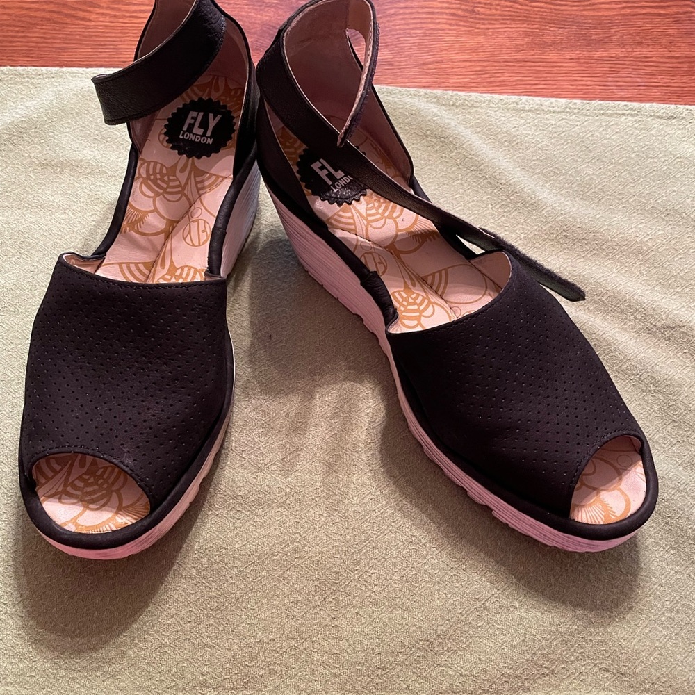 FLY London Black Peep-Toe Wedges